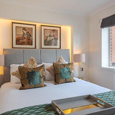 Modern Knightsbridge Apartment With Balcony Overlooking Harrods Prime Location London Ngoại thất bức ảnh
