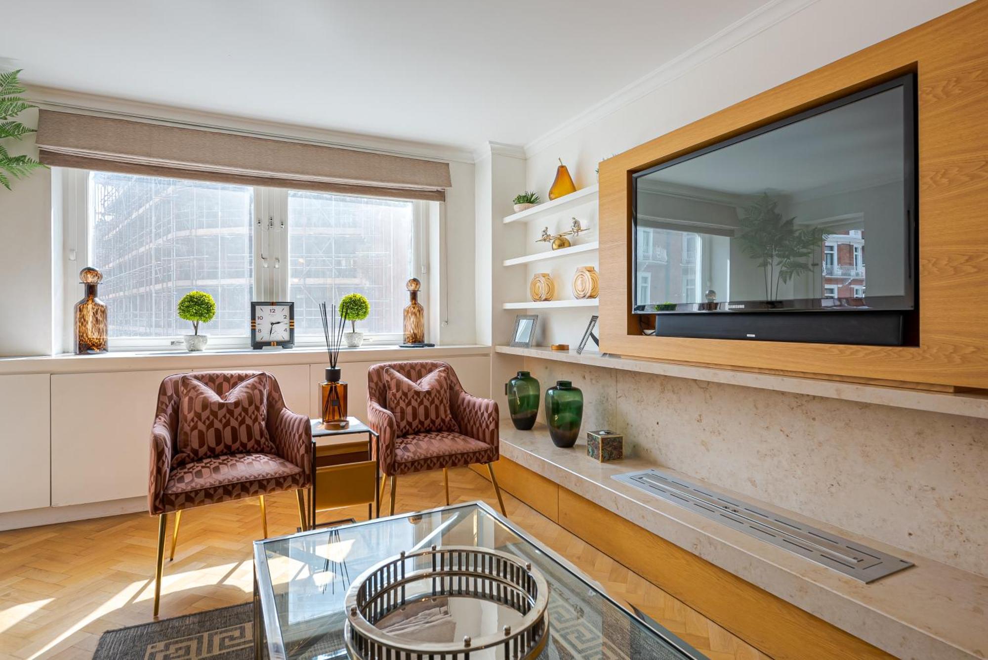 Modern Knightsbridge Apartment With Balcony Overlooking Harrods Prime Location London Ngoại thất bức ảnh