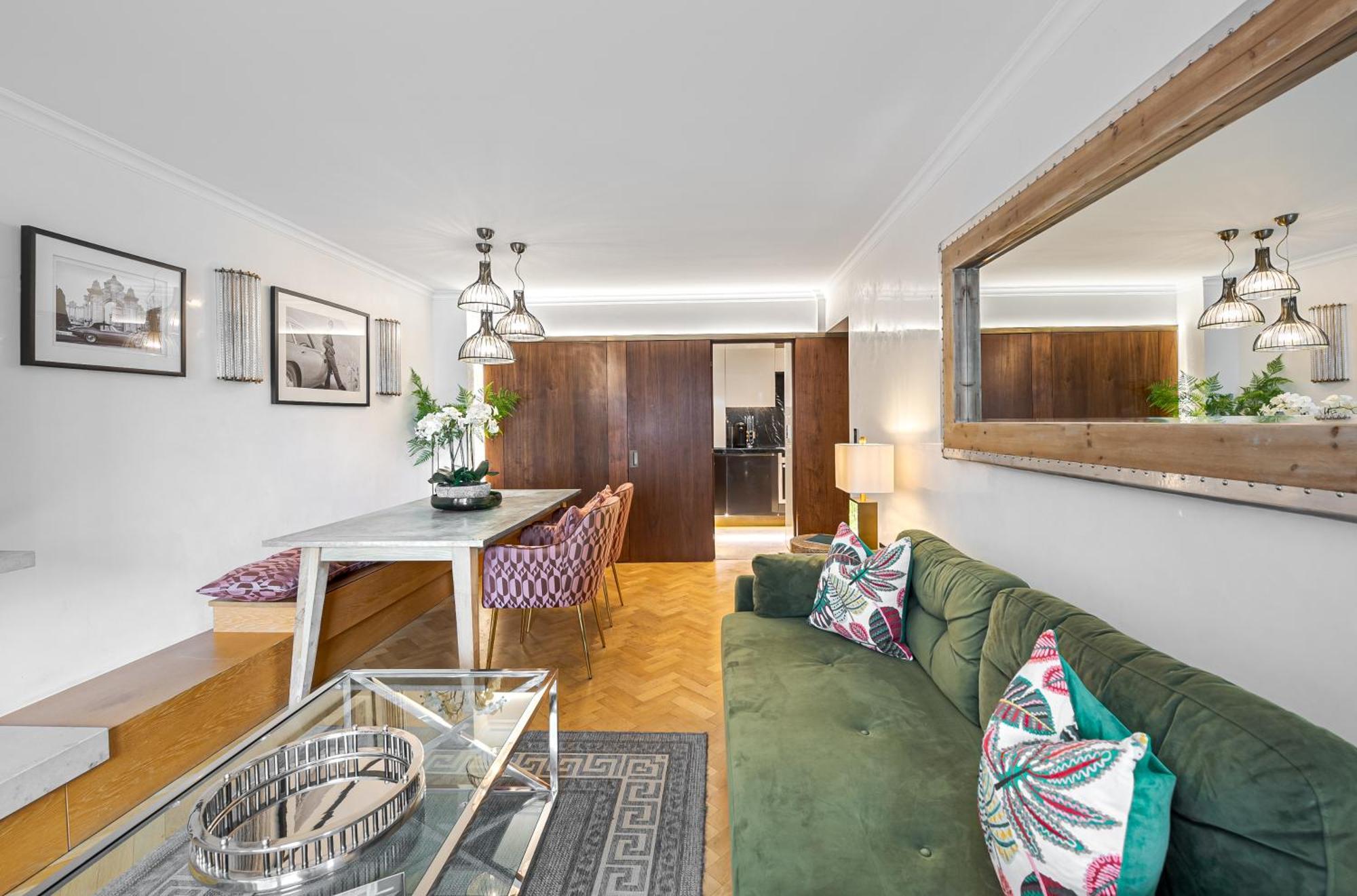 Modern Knightsbridge Apartment With Balcony Overlooking Harrods Prime Location London Ngoại thất bức ảnh