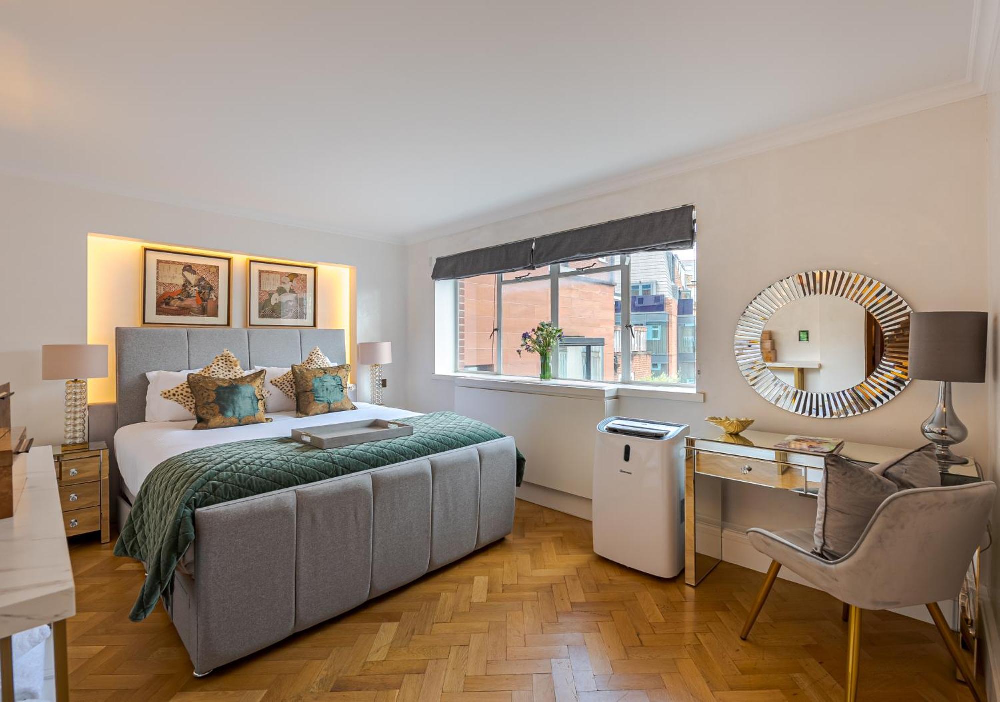 Modern Knightsbridge Apartment With Balcony Overlooking Harrods Prime Location London Ngoại thất bức ảnh
