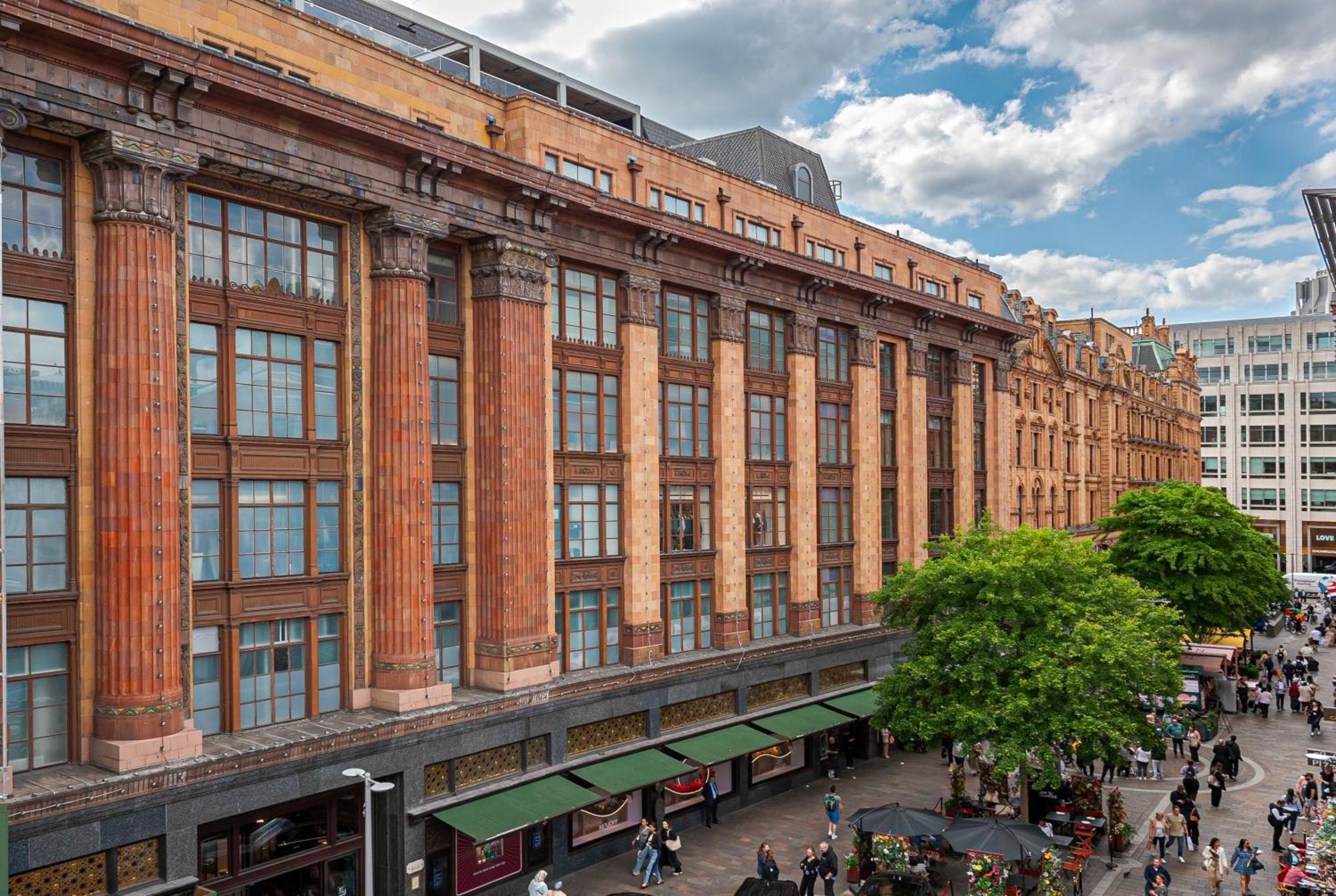Modern Knightsbridge Apartment With Balcony Overlooking Harrods Prime Location London Ngoại thất bức ảnh