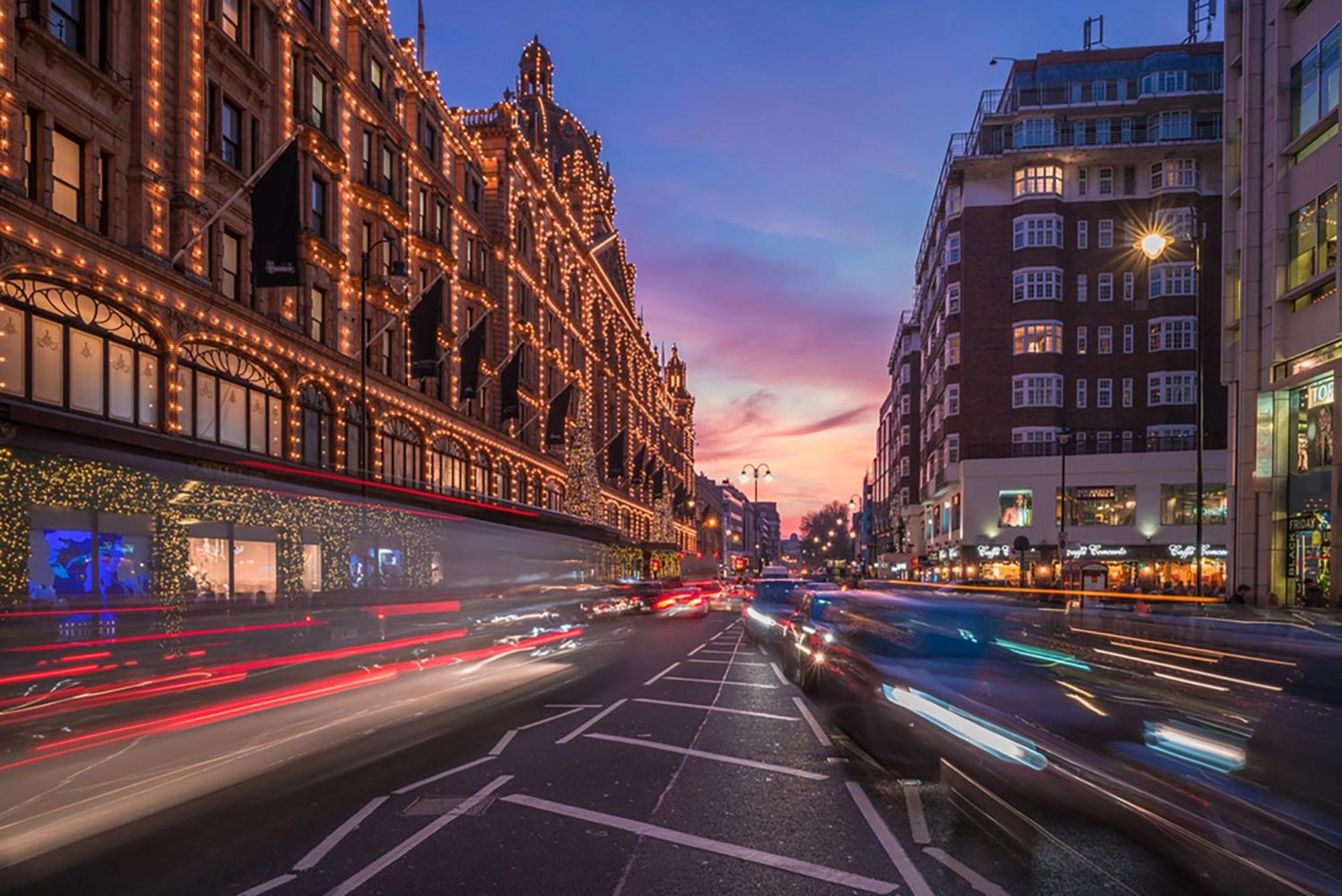 Modern Knightsbridge Apartment With Balcony Overlooking Harrods Prime Location London Ngoại thất bức ảnh