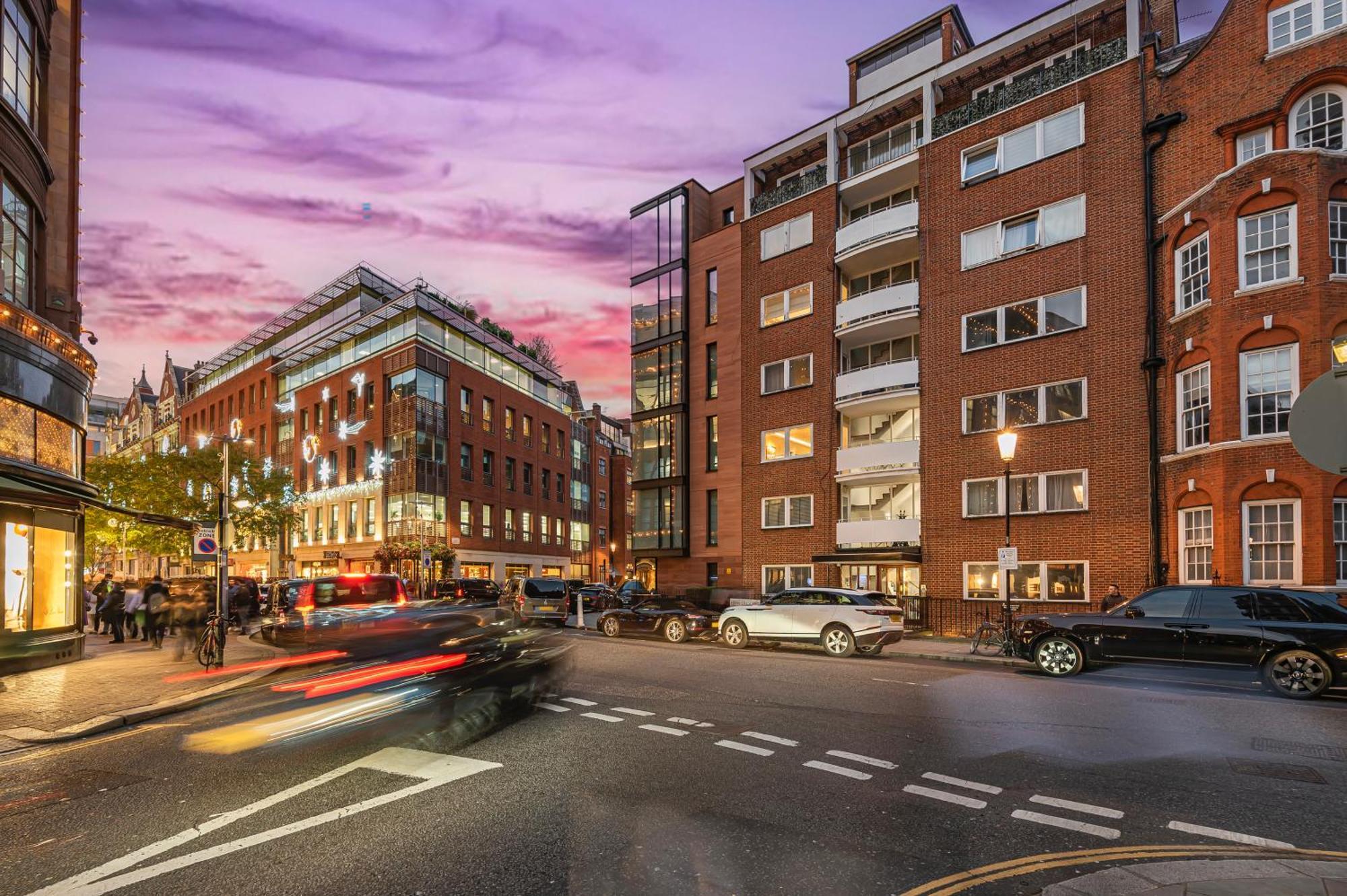 Modern Knightsbridge Apartment With Balcony Overlooking Harrods Prime Location London Ngoại thất bức ảnh